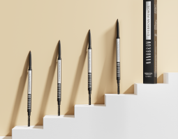 Matita per sopracciglia