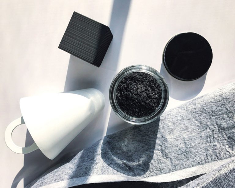 Trapianti ed impianti di sopracciglia: un metodo efficace per ottenere sopracciglia piene